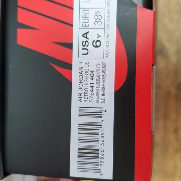 Nike Air Jordan 1 - Picture 6 of 6